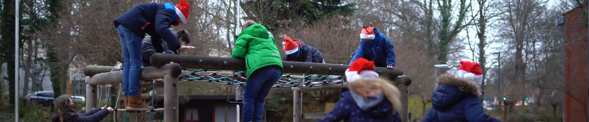Spielplatz 1920x400